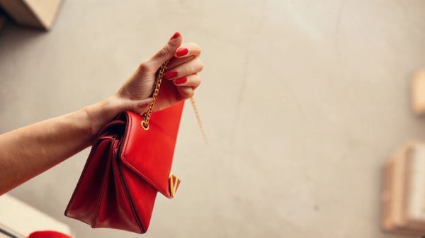 Les meilleures astuces pour choisir un sac pour femme Valentino